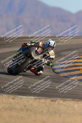 media/Dec-10-2023-SoCal Trackdays (Sun) [[0ce70f5433]]/Turn 12 (2pm)/